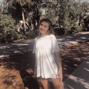 Meet your Posher, Ella